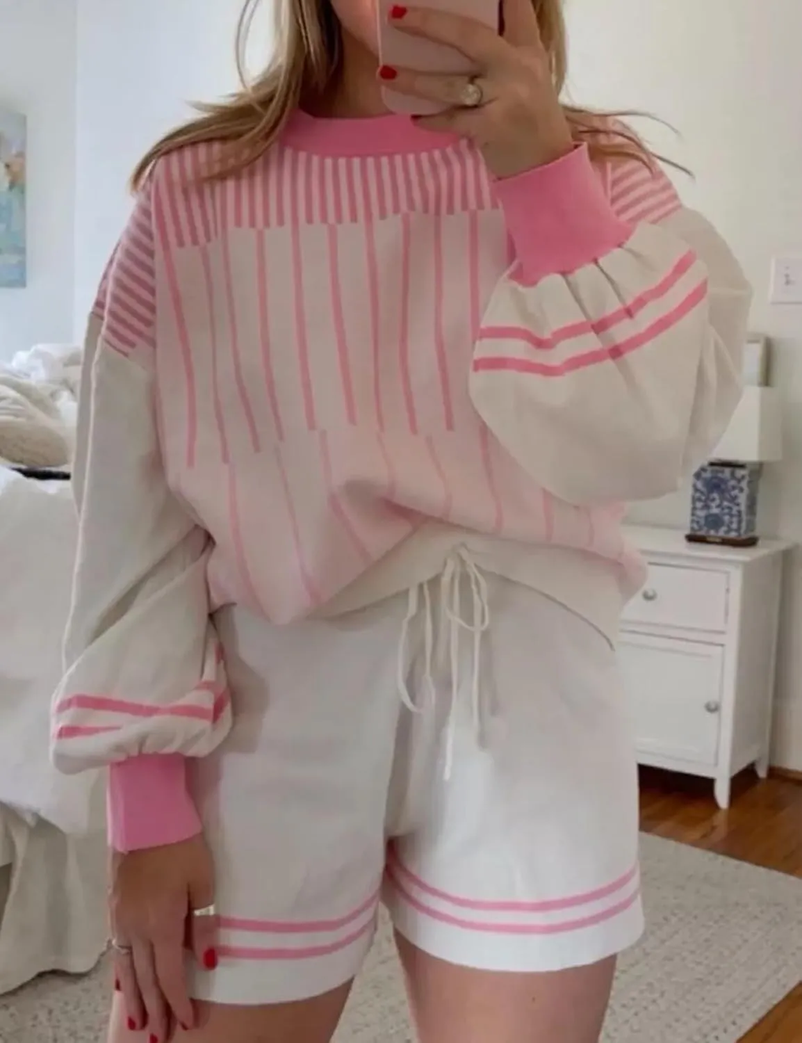 Gihuo Women' s Striped 2 Piece Outfits Crewneck Knit Pullover Sweater Shorts Set Wide Leg Matching Set Loungewear
