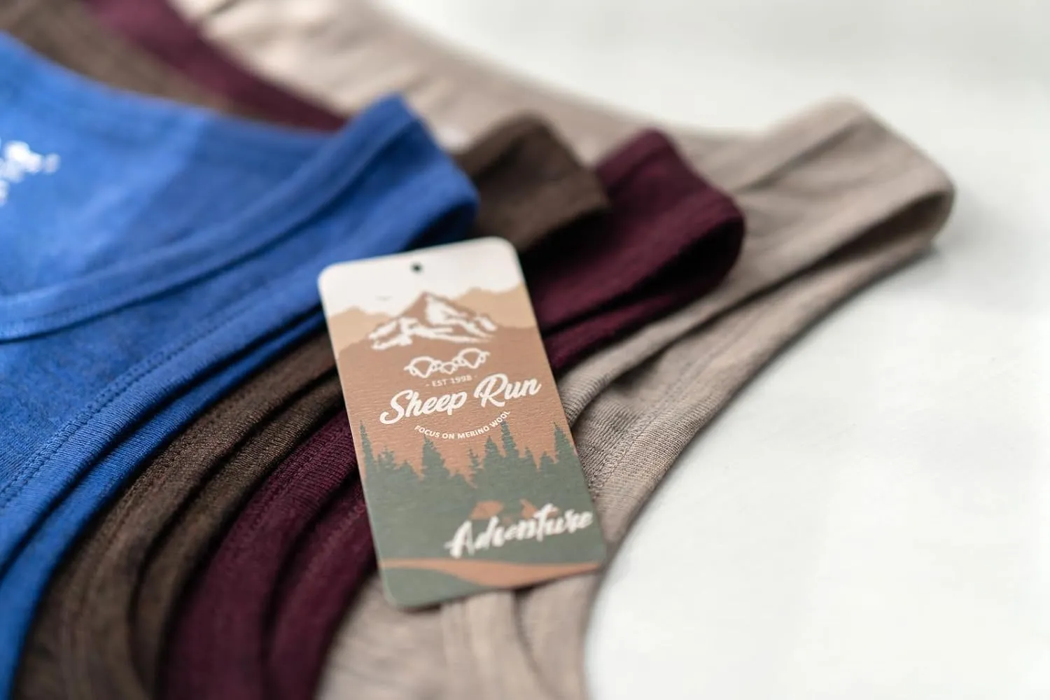 SHEEP RUN 100% Merino Wool Men's Lightweight Moisture Wicking Breathable Tank Top