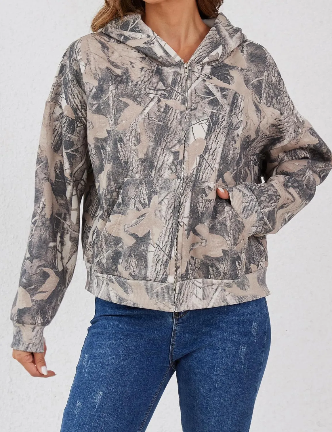 Women Zip Up Camo Hoodie Zipper Fleece Oversized Hoodies Maple Leaf Print Camouflage Cropped Hooded Sweatshirt Trendy