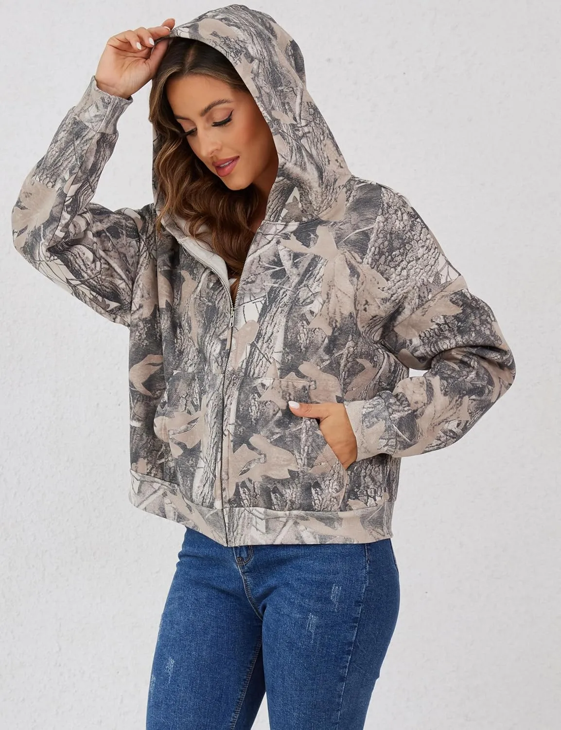 Women Zip Up Camo Hoodie Zipper Fleece Oversized Hoodies Maple Leaf Print Camouflage Cropped Hooded Sweatshirt Trendy