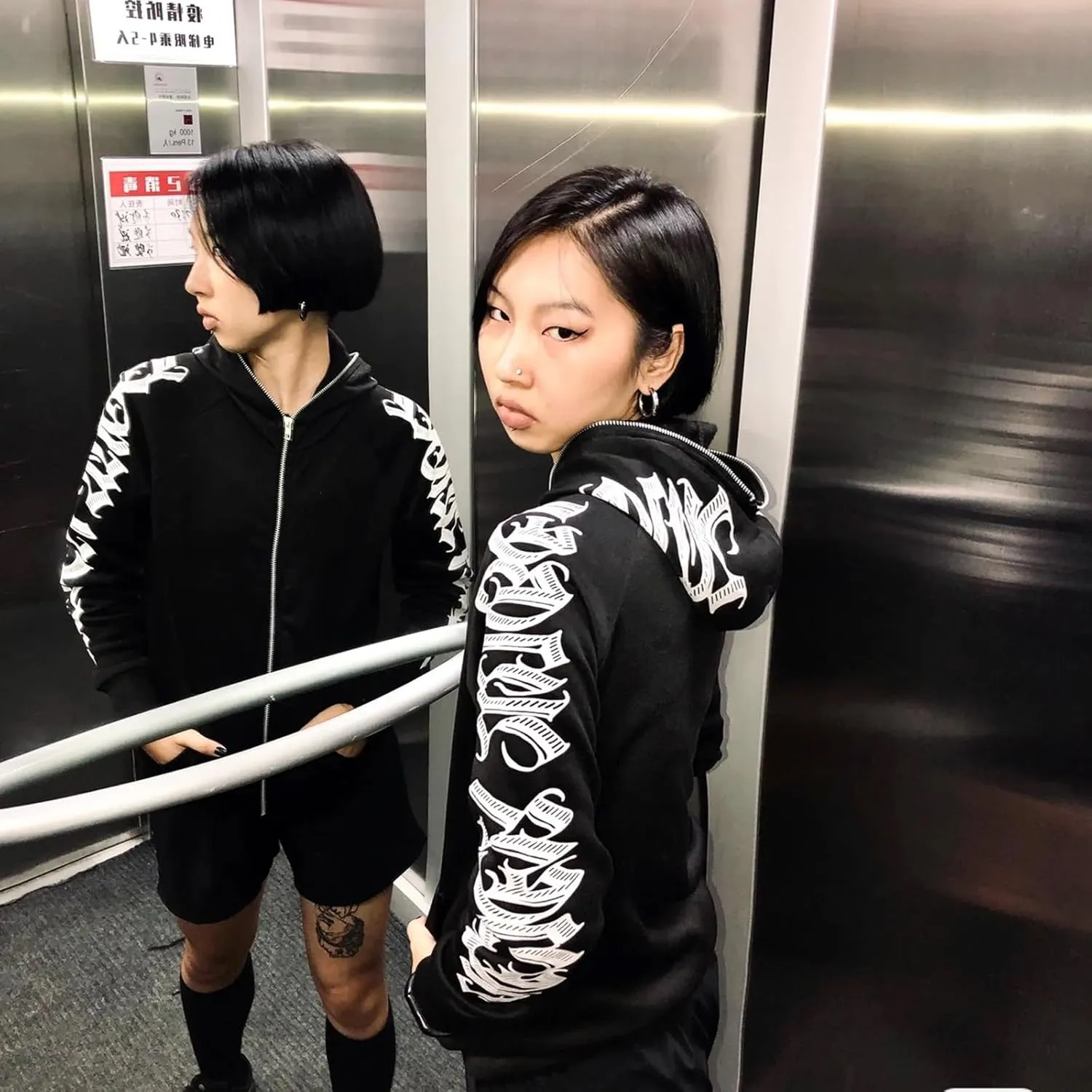 Women Zip Up Hoodie Y2k Letter Graphic Print Rhinestone Oversized Hoodies Gothic Jacket Vintage Streetwear