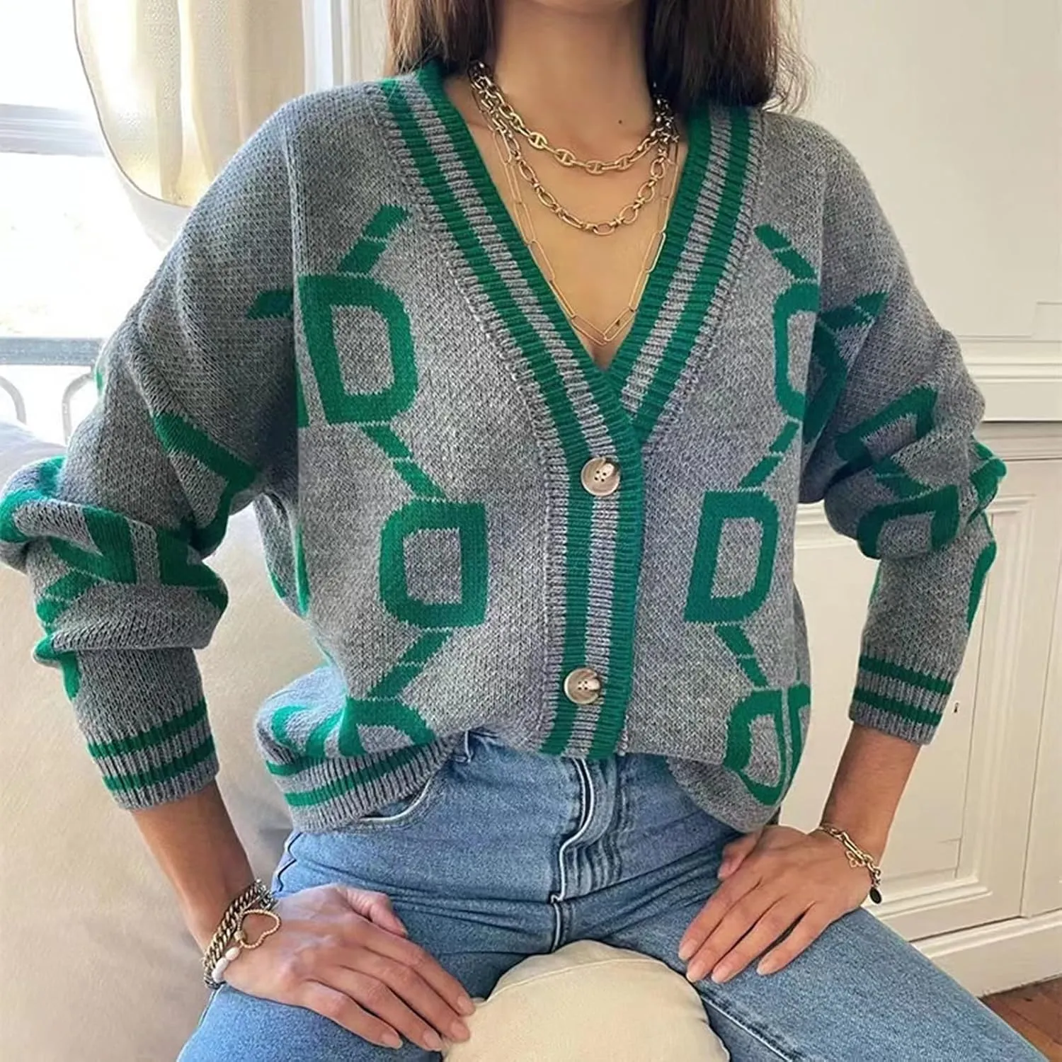 Women's Color Blocking V-Neck Fashionable Loose Sweater Cardigan Long Sleeve Geometric Oversized Knit Sweater Coat