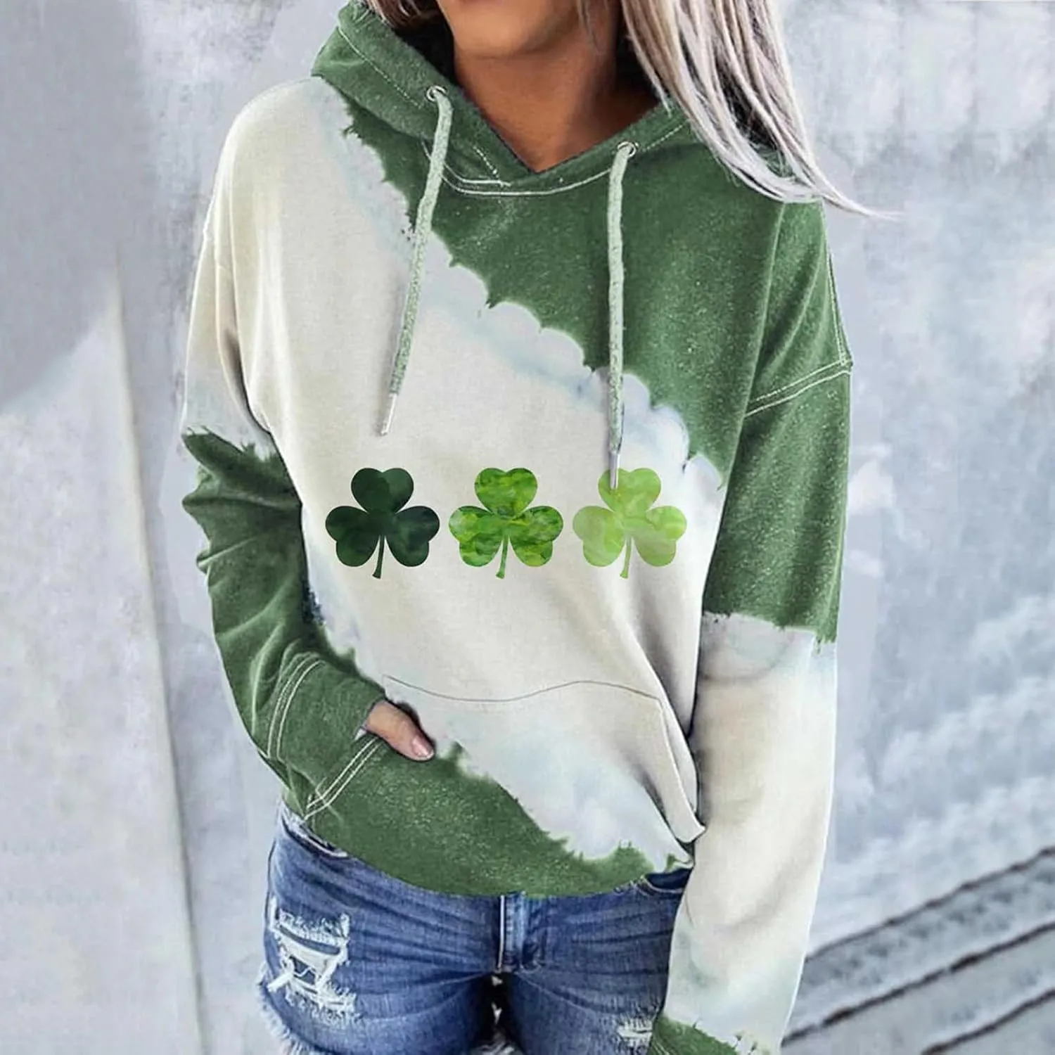 Womens St. Patrick's Day Clover Print Hoodie Casual Long Sleeve Sweatshirt Irish Shamrock Pullover Oversized Shirts Tops